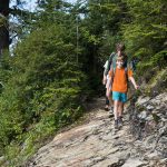 stay together when hiking in bear country